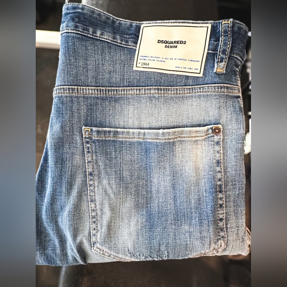 🇨🇦 NWOT DSQUARED2 🇨🇦 Sexy Twist Jeans - Fits 40” waist